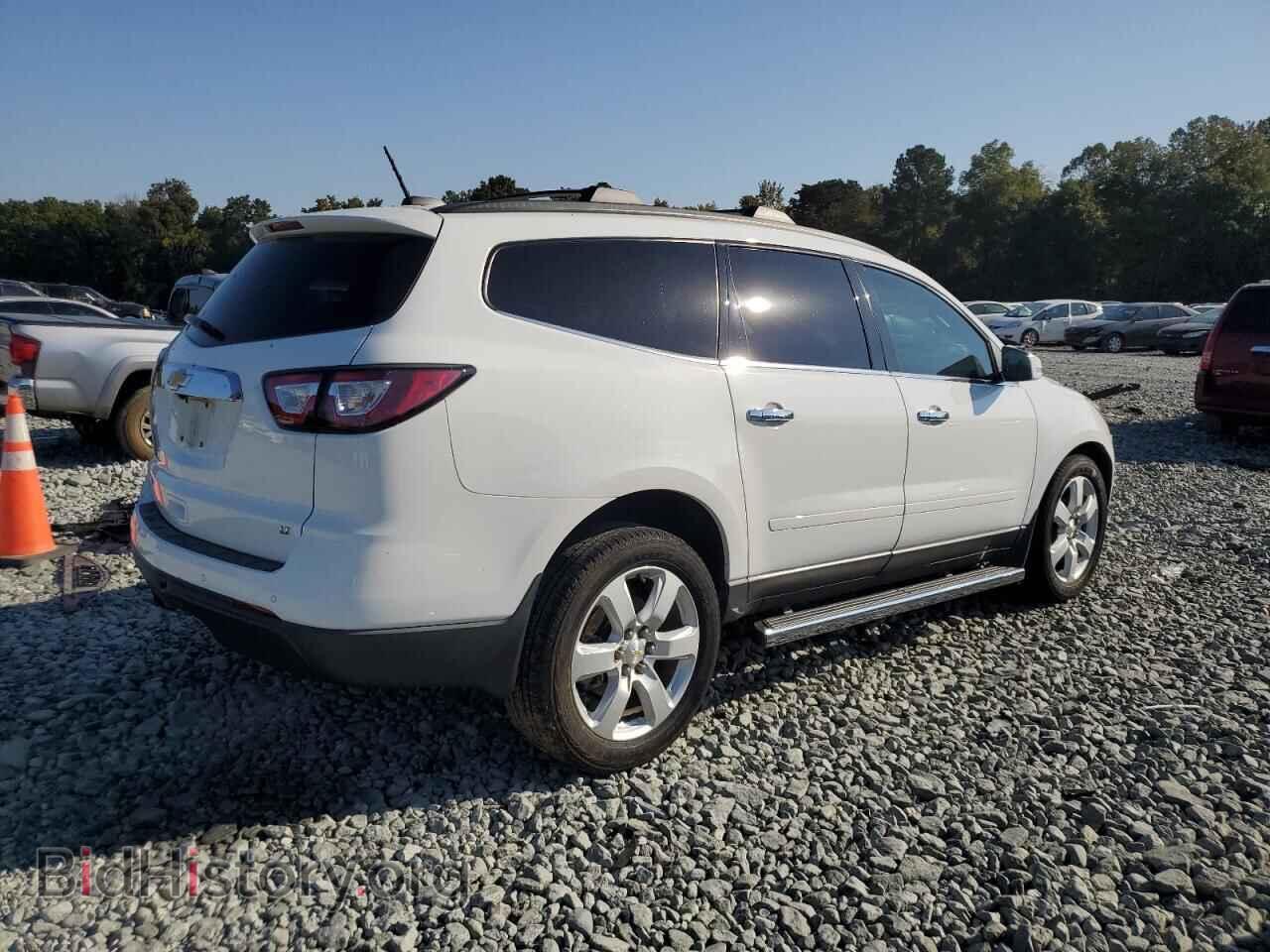 2017 CHEVROLET TRAVERSE - VIN: 1GNKRGKD6HJ101144 - Фото 3