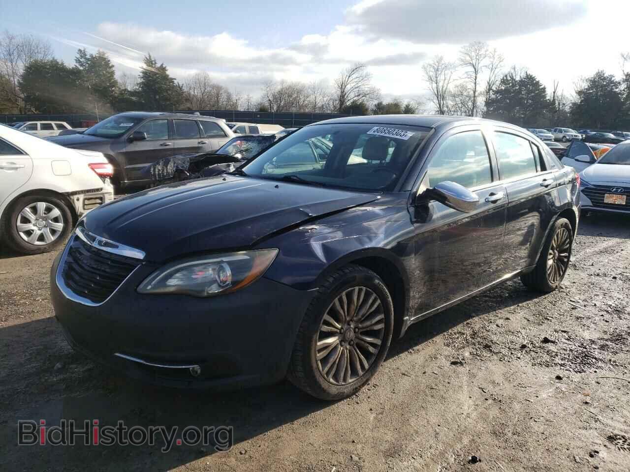 Photo 1C3BC2FG3BN526892 - CHRYSLER 200 2011