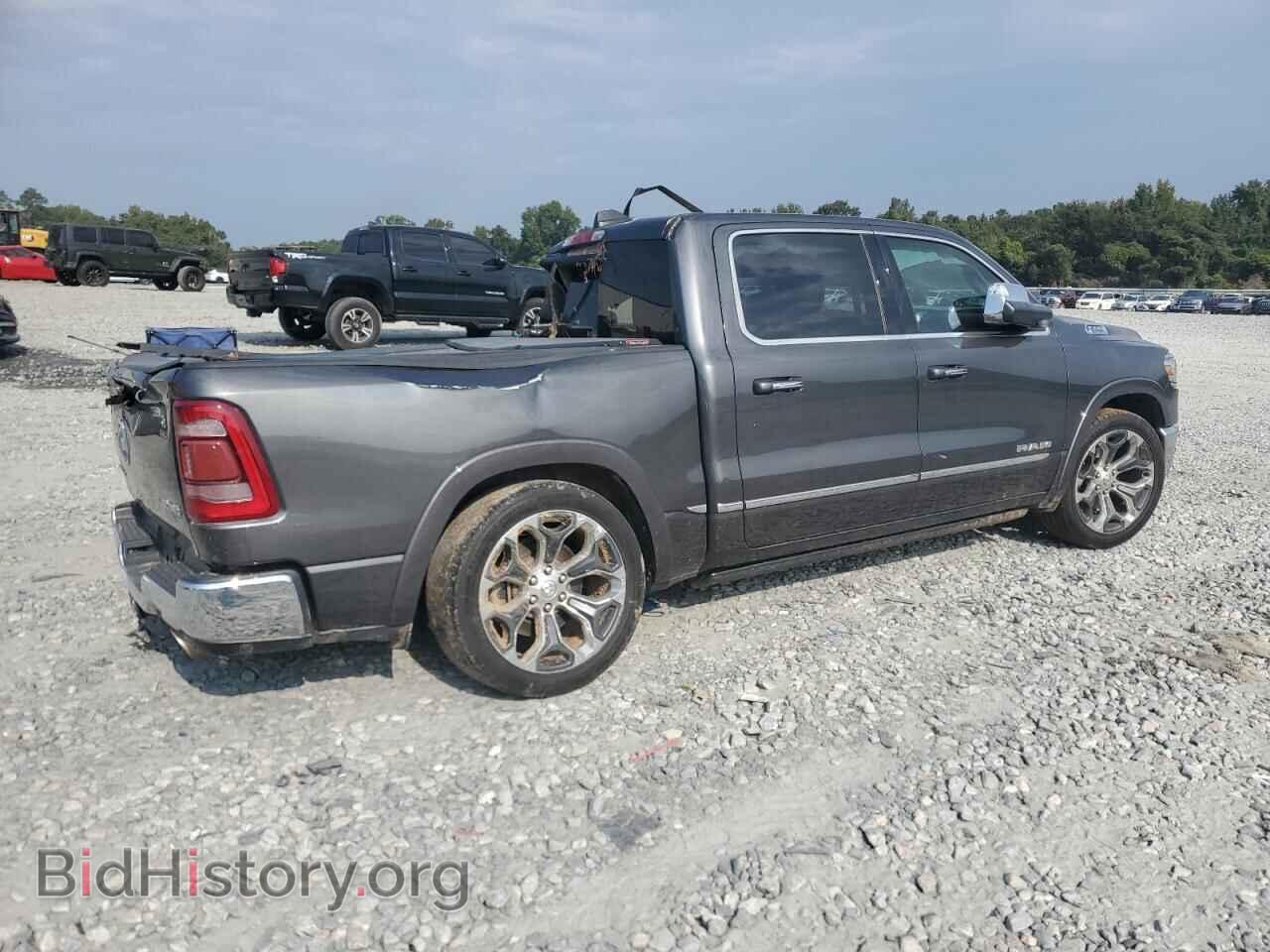 2019 RAM 1500 - VIN: 1C6SRFHT7KN586726 - Photo 3