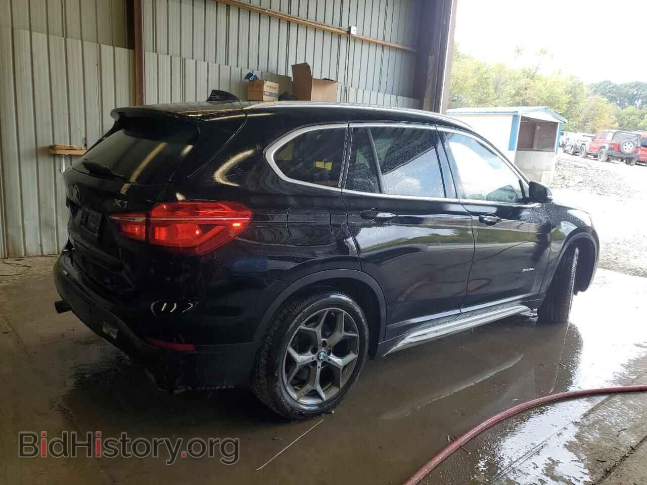 2016 BMW X1 - VIN: WBXHT3C32G5E54061 - Фото 3