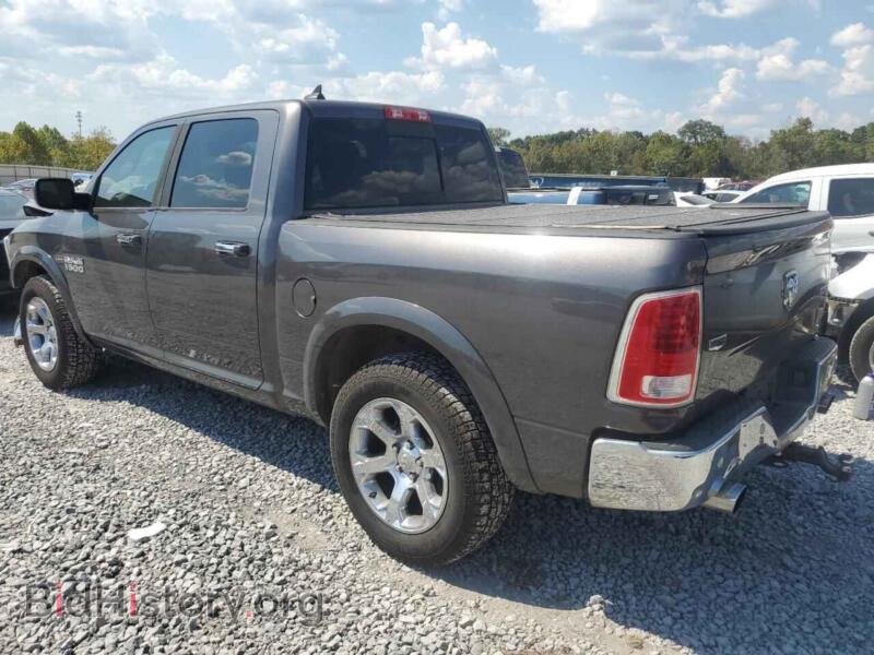 2015 RAM 1500 (VIN 1C6RR7NTXFS777105) — photo 2 of 12