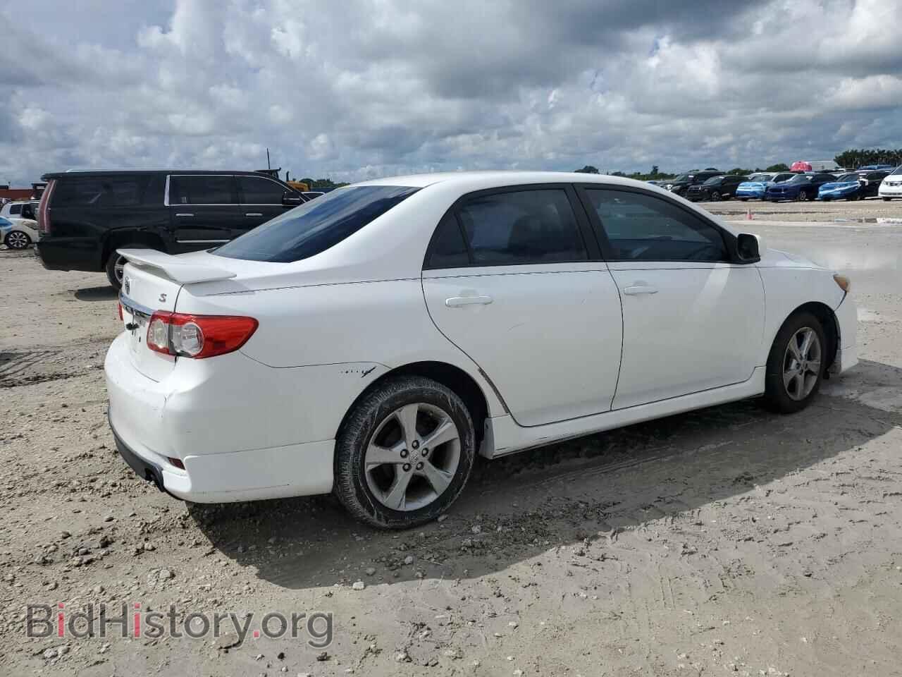 2011 TOYOTA COROLLA - VIN: 2T1BU4EE9BC719846 - Фото 3