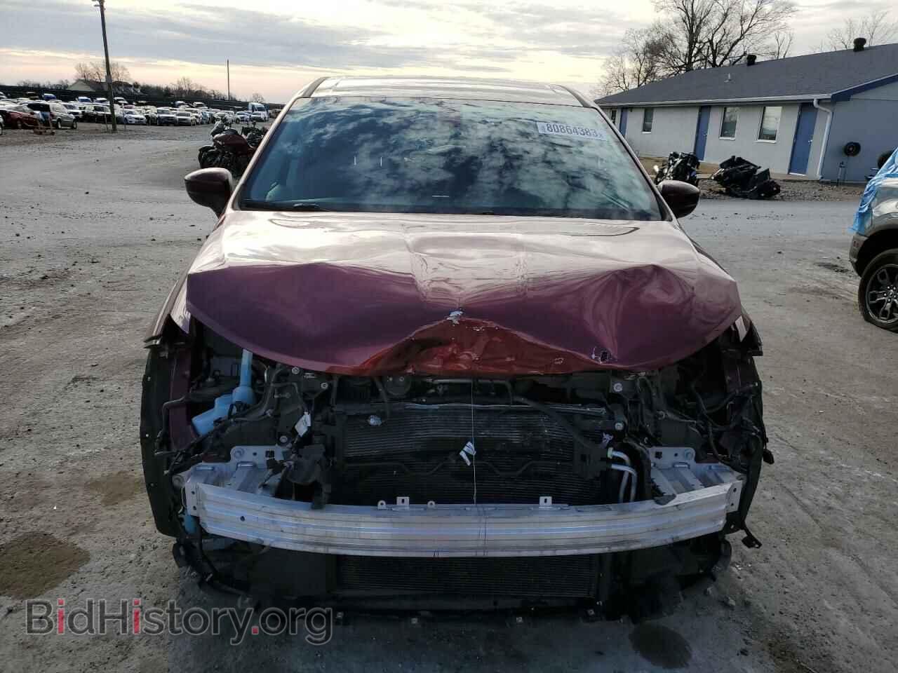 2017 CHRYSLER All Models - VIN: 2C4RC1CG7HR521408 - Фото 5