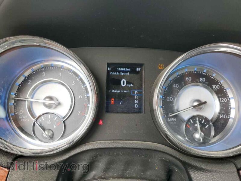 2012 Chrysler 300 (VIN 2C3CCACG8CH223751) — фото 9 из 12