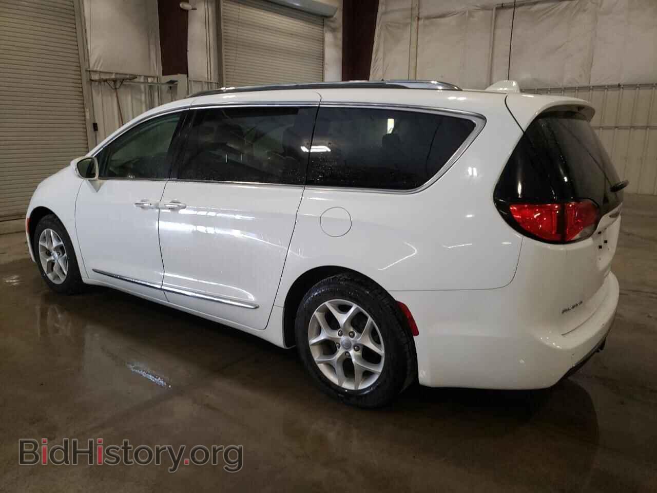 2018 CHRYSLER PACIFICA - VIN: 2C4RC1EG0JR235435 - Фото 2