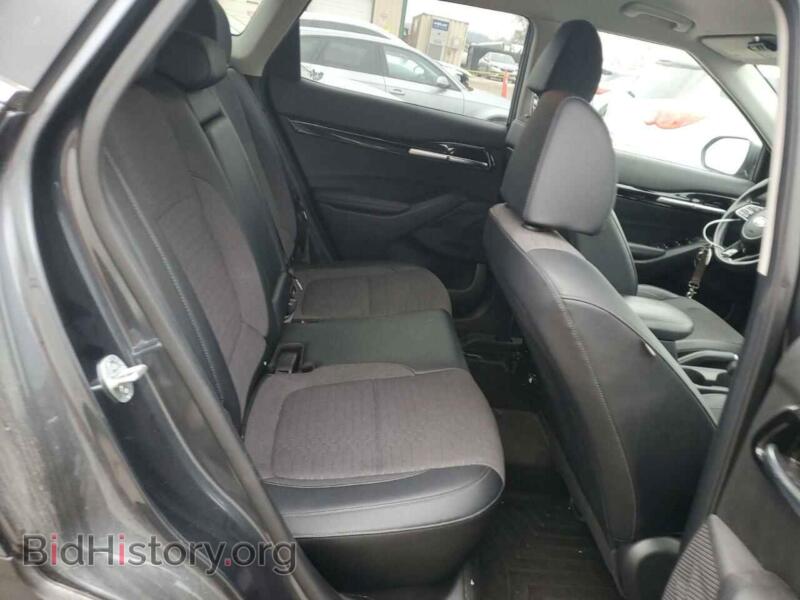 2021 Kia SELTOS (VIN KNDEUCAA3M7043473) — фото 10 из 12
