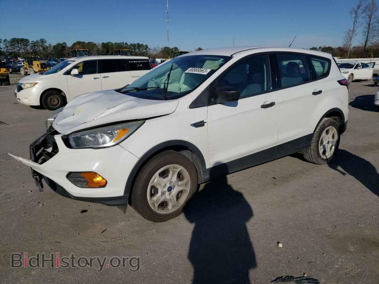 Фотография 1FMCU0F76HUC18529 - FORD ESCAPE 2017