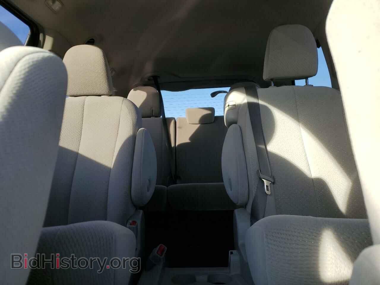 2011 TOYOTA All Models - VIN: 5TDKK3DC8BS068152 - Фото 10