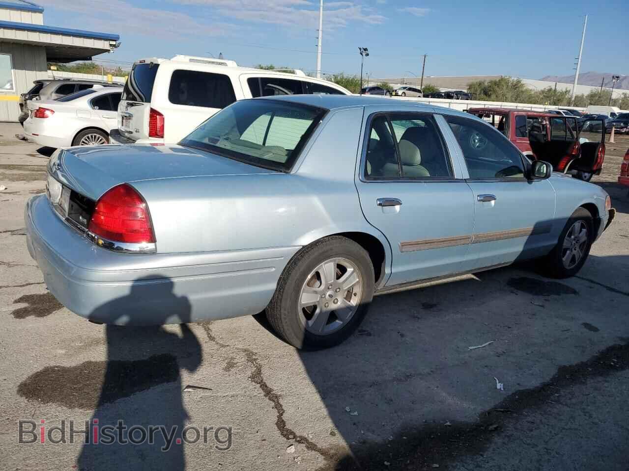 2011 FORD CROWN VIC - VIN: 2FABP7EV7BX126819 - Фото 3