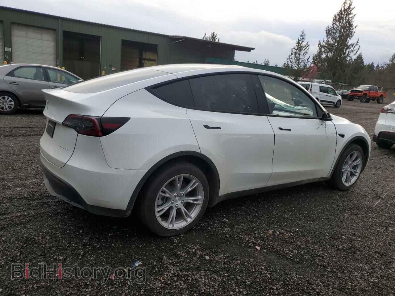 2024 TESLA MODEL Y - VIN: 7SAYGDEE7RF985618 - Фото 3