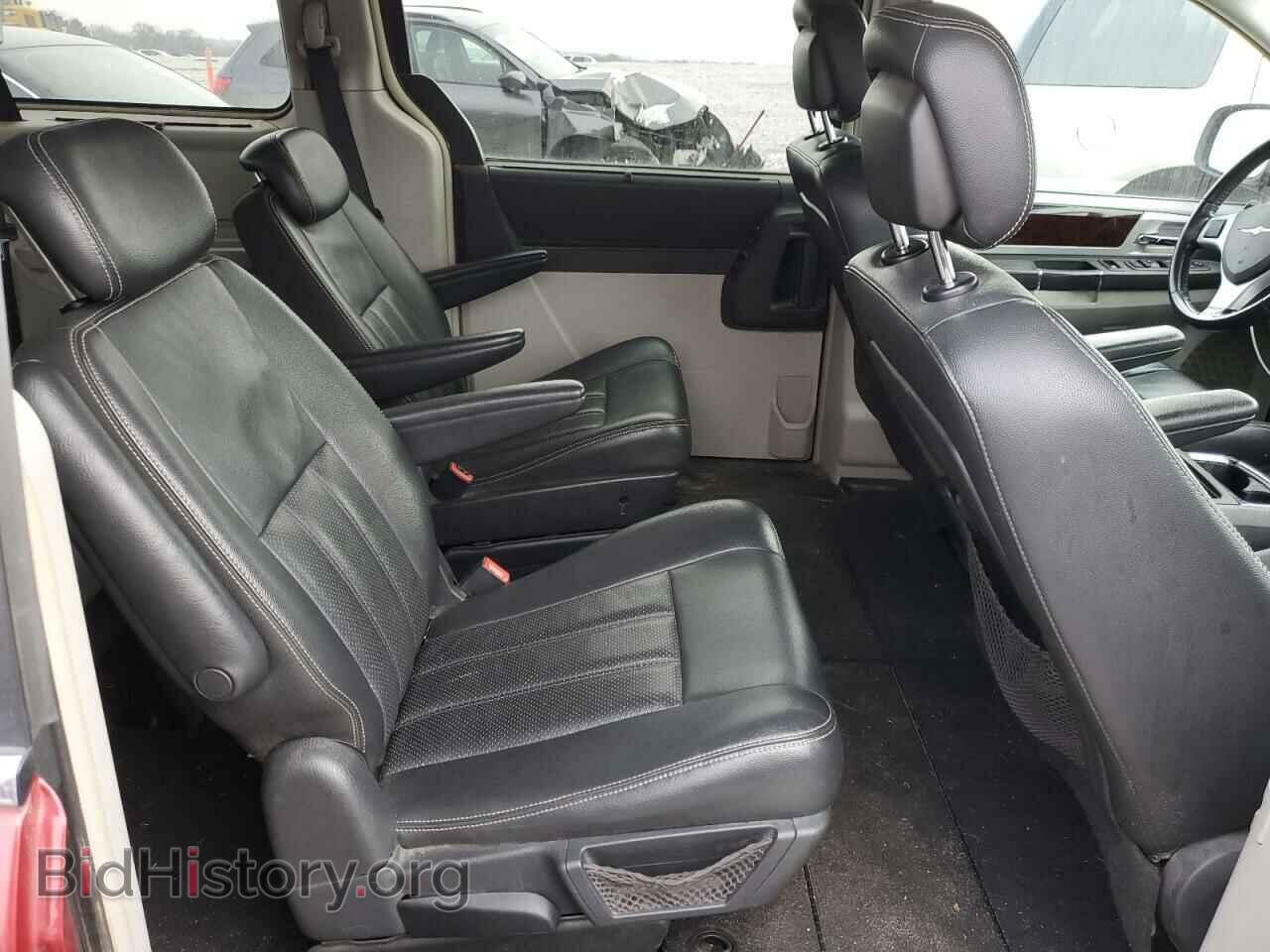2010 CHRYSLER MINIVAN - VIN: 2A4RR8D19AR501940 - Photo 11