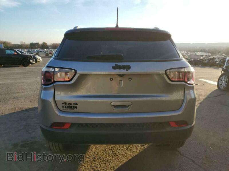 2020 Jeep COMPASS (VIN 3C4NJDBB9LT139723) — photo 6 of 14