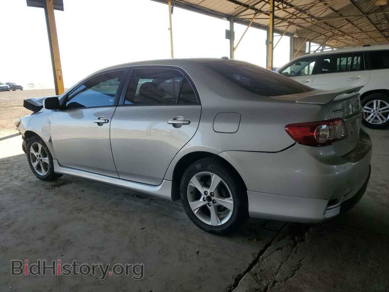 2011 TOYOTA COROLLA - VIN: 2T1BU4EE5BC588043 - Фото 2