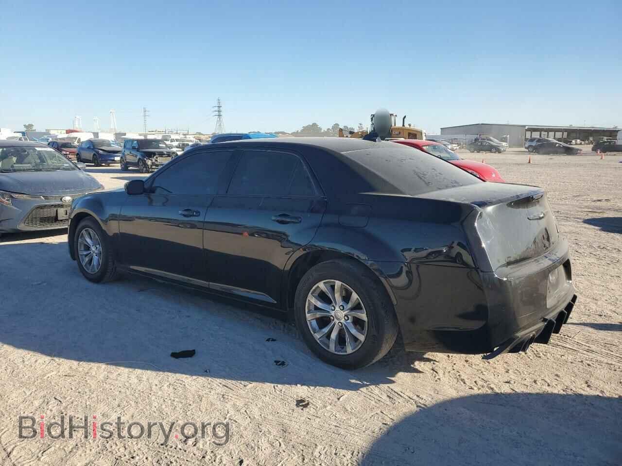 2015 CHRYSLER 300 - VIN: 2C3CCAAG6FH796980 - Фото 2