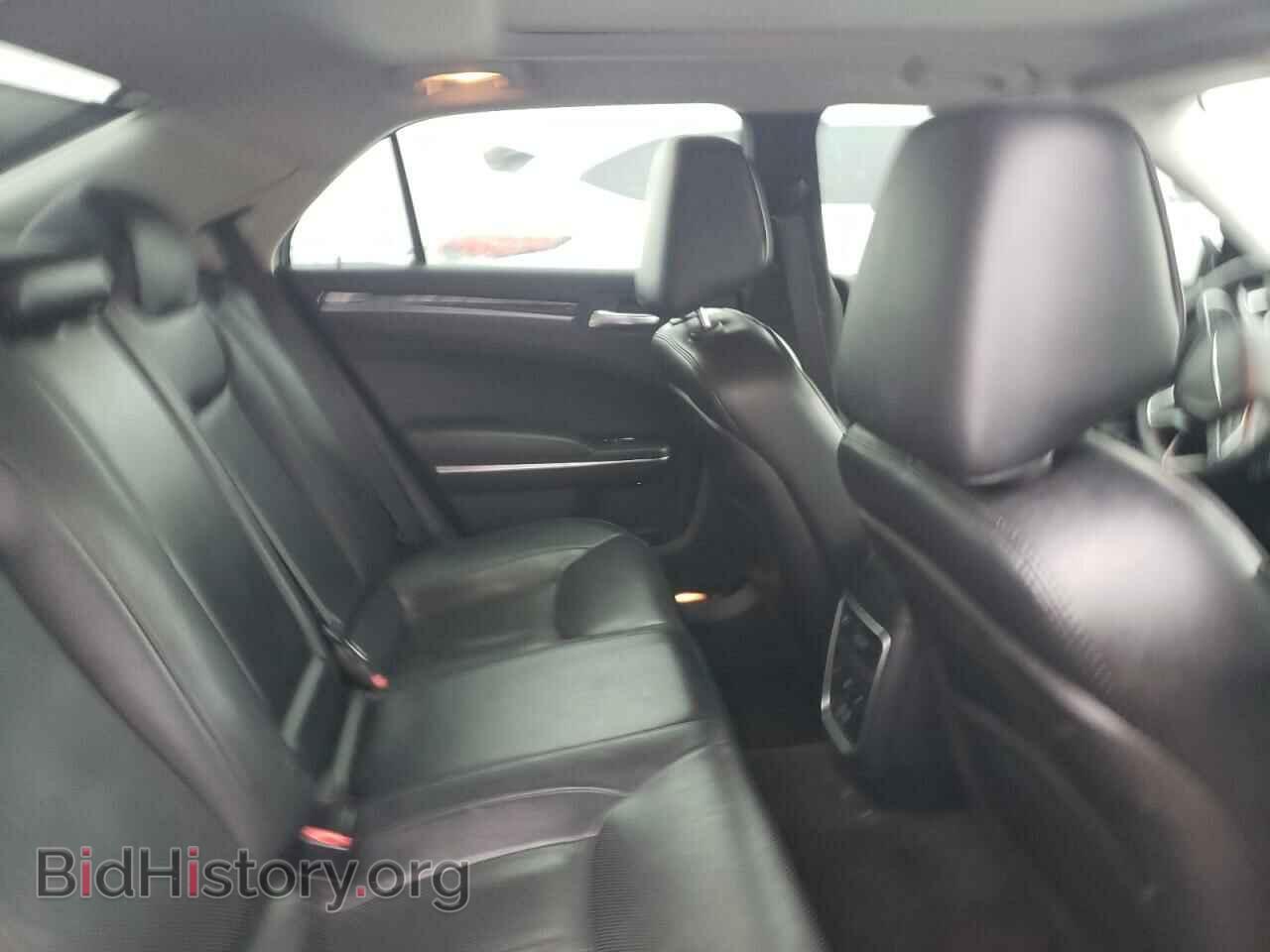 2016 CHRYSLER 300 - VIN: 2C3CCAEG5GH334275 - Фото 10