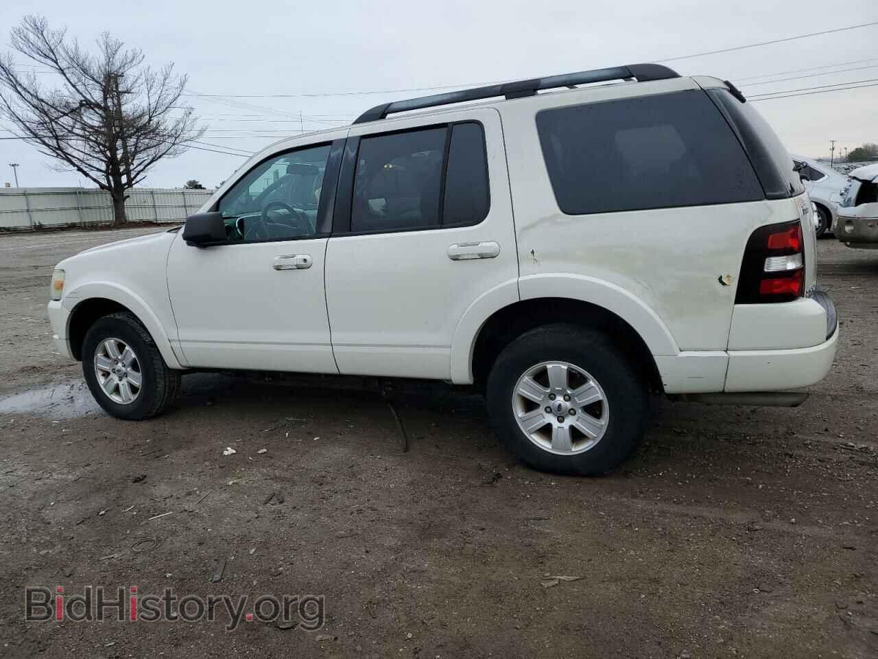 2010 FORD EXPLORER - VIN: 1FMEU6DE2AUA03295 - Фото 2