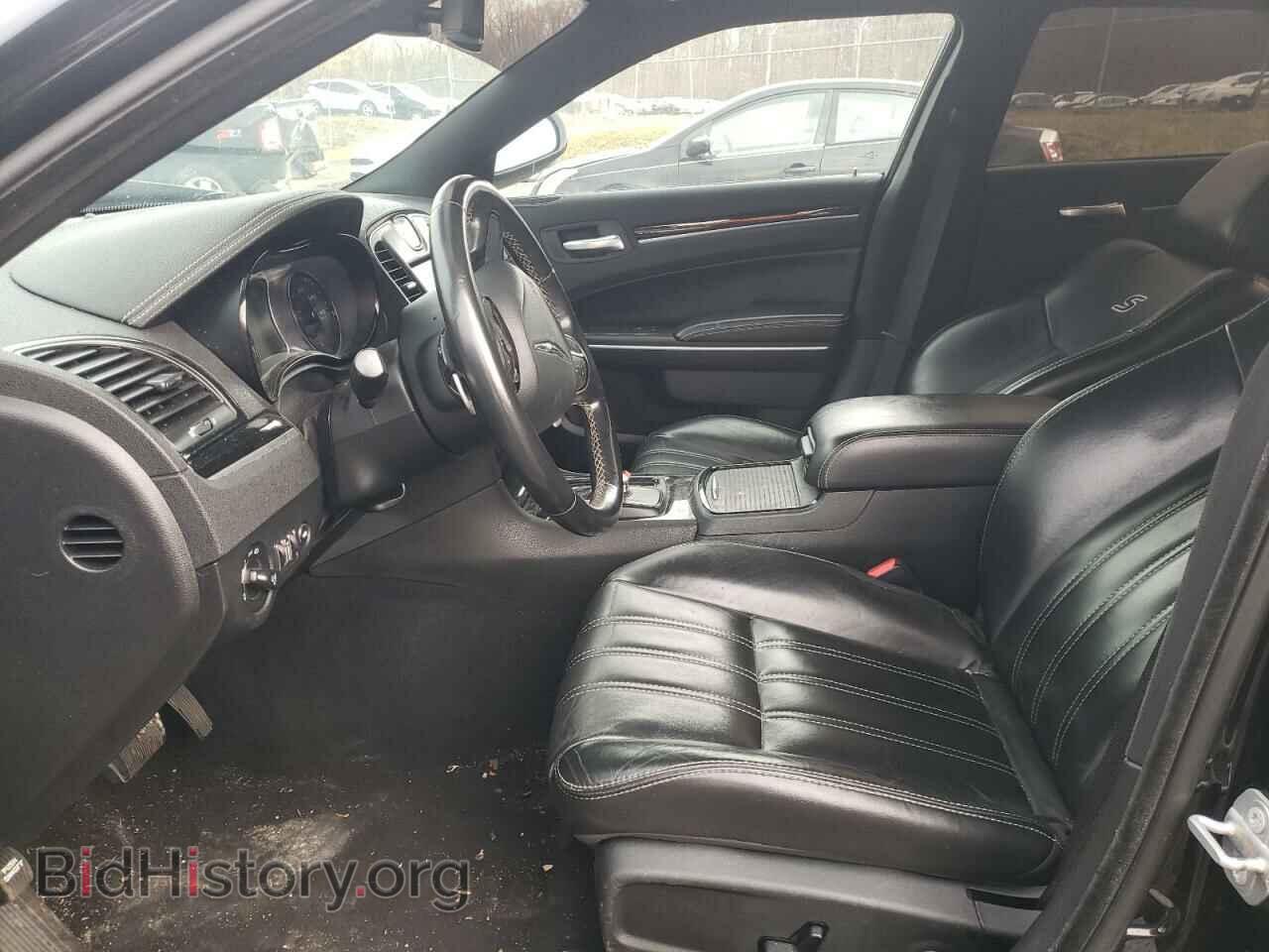 2019 CHRYSLER 300 - VIN: 2C3CCABG5KH654046 - Фото 7