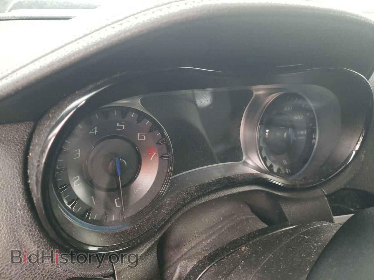 2019 CHRYSLER 300 - VIN: 2C3CCABG5KH654046 - Фото 9
