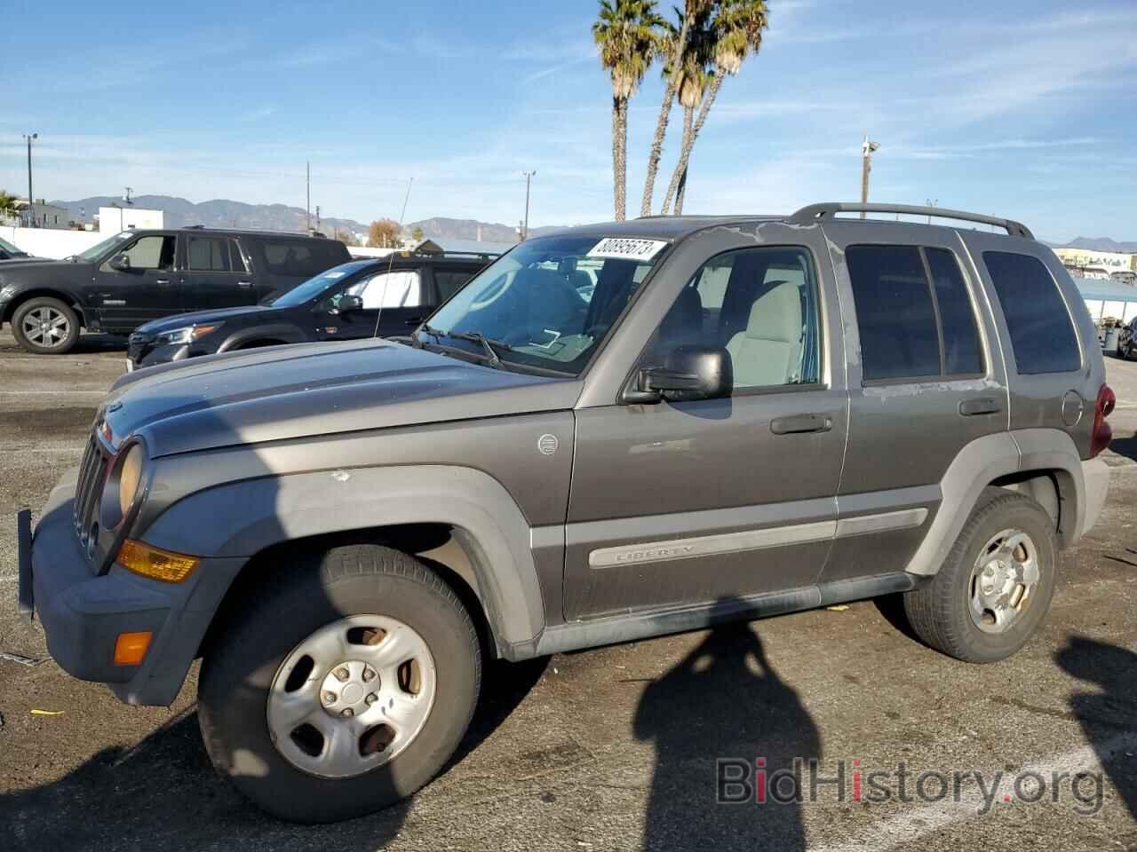 Photo 1J4GL48K87W574446 - JEEP LIBERTY 2007