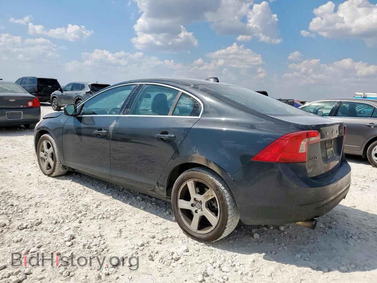 2013 VOLVO S60 - VIN: YV1612FS8D2180666 - Фото 2