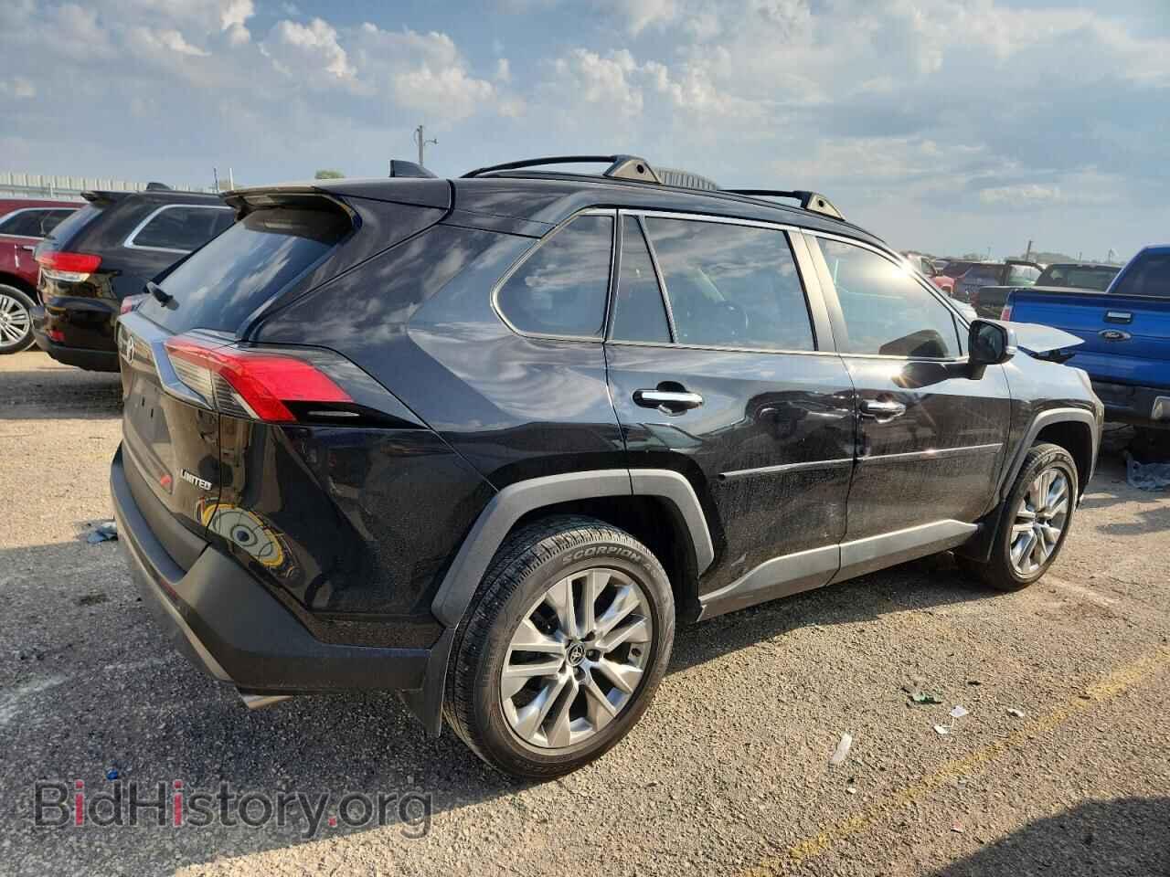2021 TOYOTA RAV4 - VIN: 2T3Y1RFV1MC127611 - Фото 3