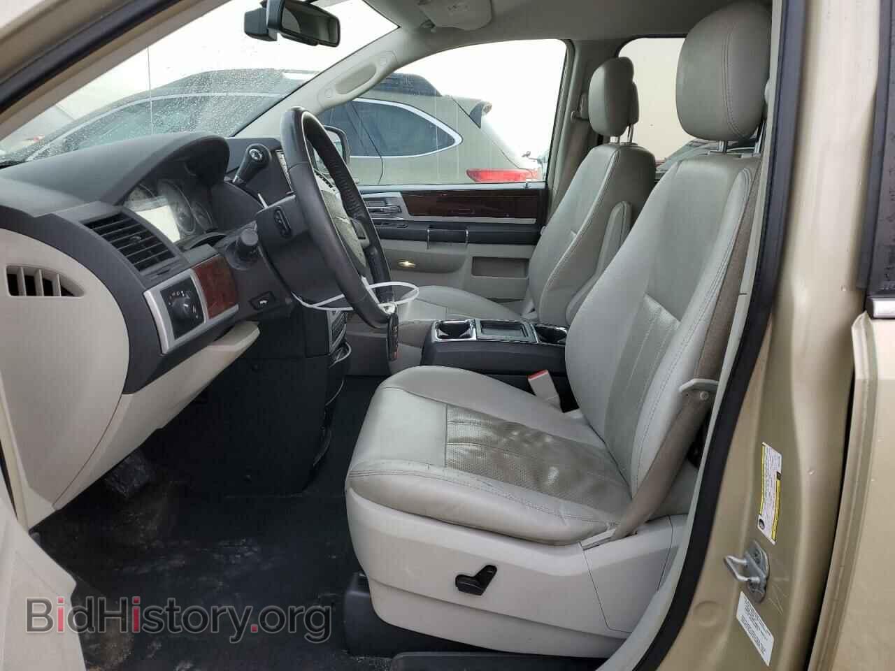 2010 CHRYSLER MINIVAN - VIN: 2A4RR8D16AR441258 - Фото 7