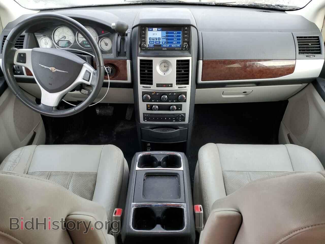 2010 CHRYSLER MINIVAN - VIN: 2A4RR8D16AR441258 - Фото 8