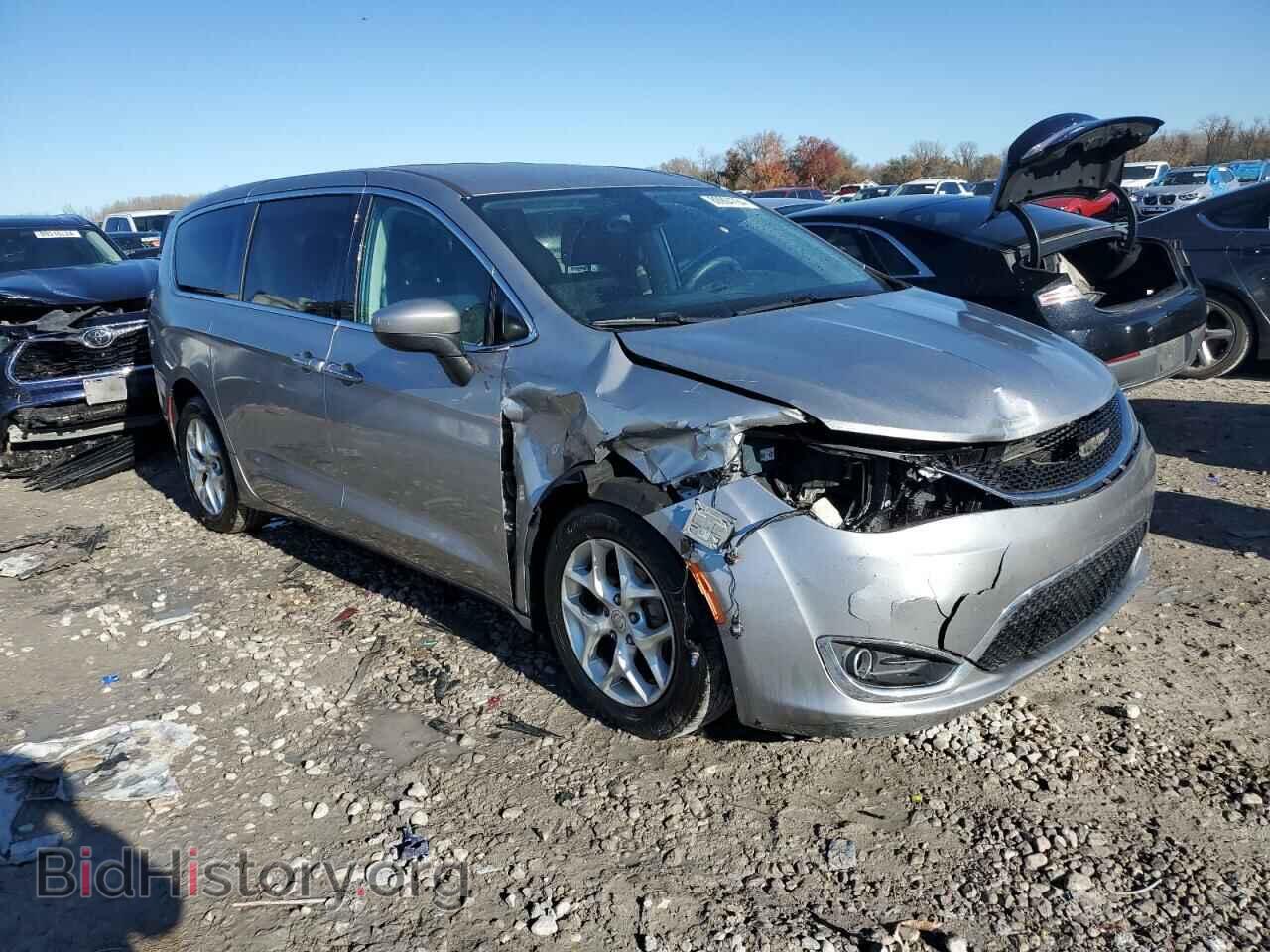 2017 CHRYSLER PACIFICA - VIN: 2C4RC1BGXHR777561 - Фото 4
