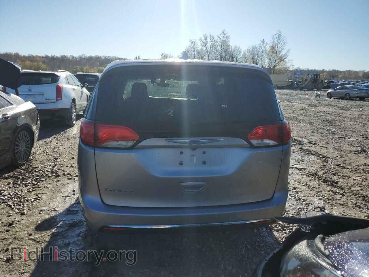 2017 CHRYSLER PACIFICA - VIN: 2C4RC1BGXHR777561 - Фото 6
