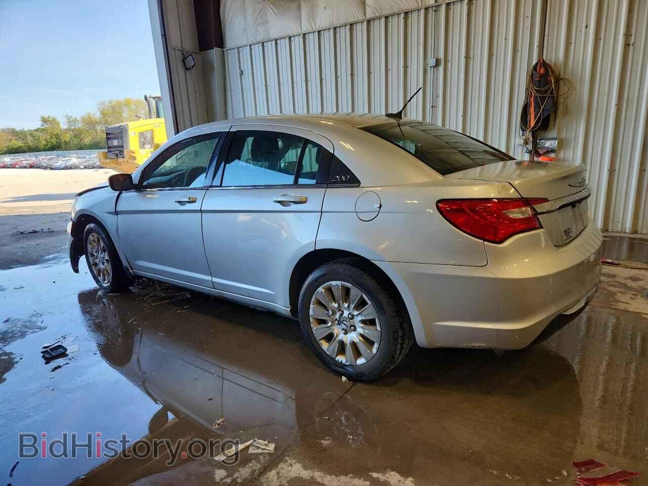 2012 CHRYSLER 200 - VIN: 1C3CCBAB6CN291776 - Фото 2