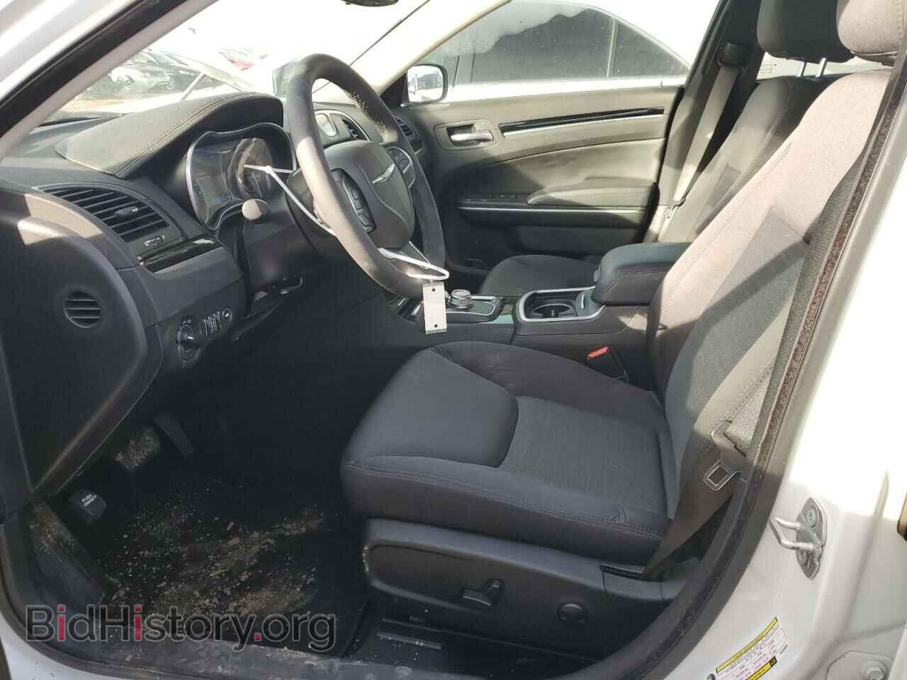 2023 CHRYSLER 300 - VIN: 2C3CCAAG3PH580960 - Фото 7