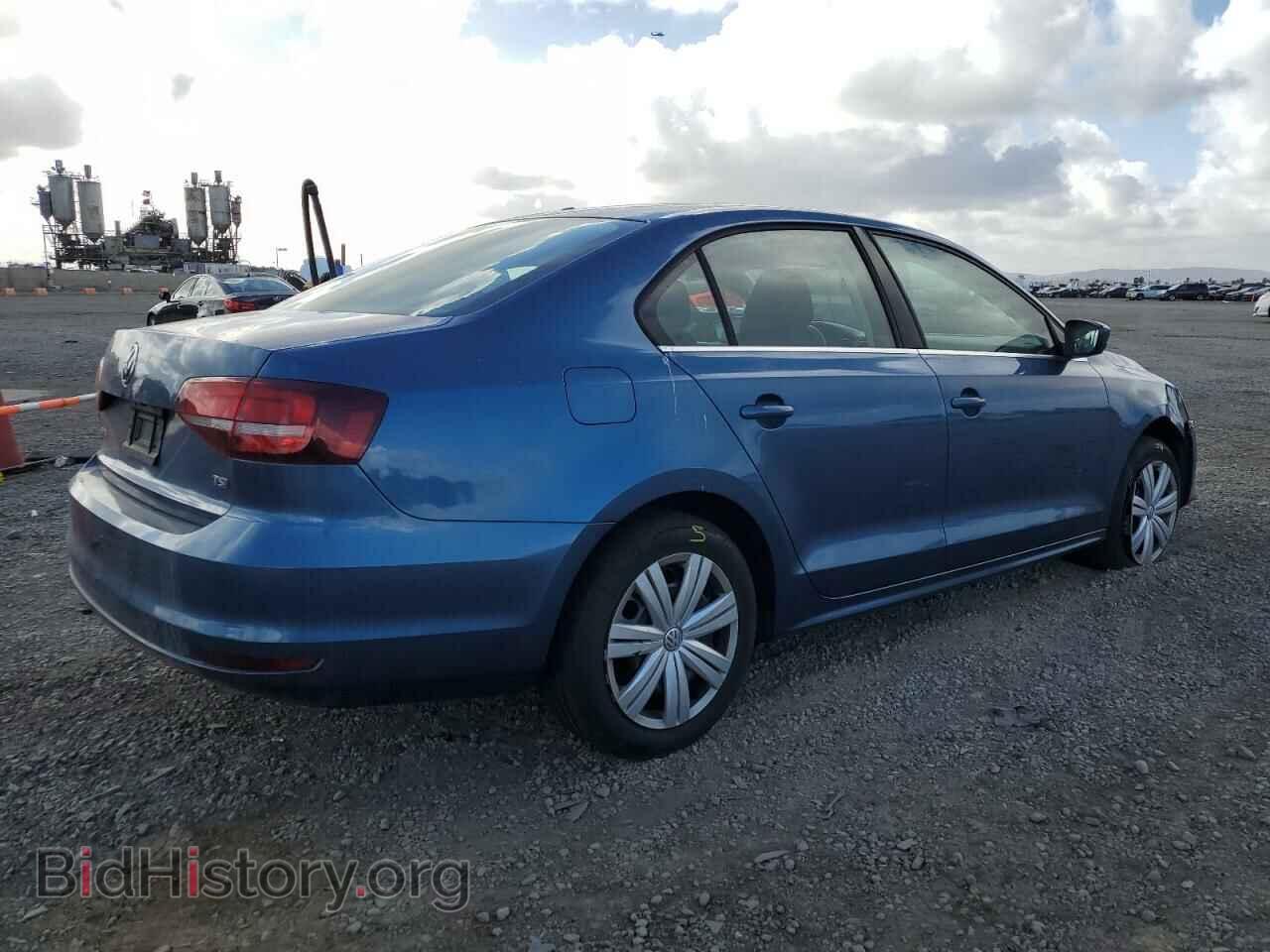 2017 VOLKSWAGEN JETTA - VIN: 3VW2B7AJ2HM386994 - Фото 3