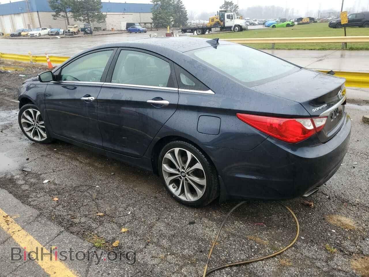 2013 HYUNDAI SONATA - VIN: 5NPEC4AB5DH607914 - Фото 2