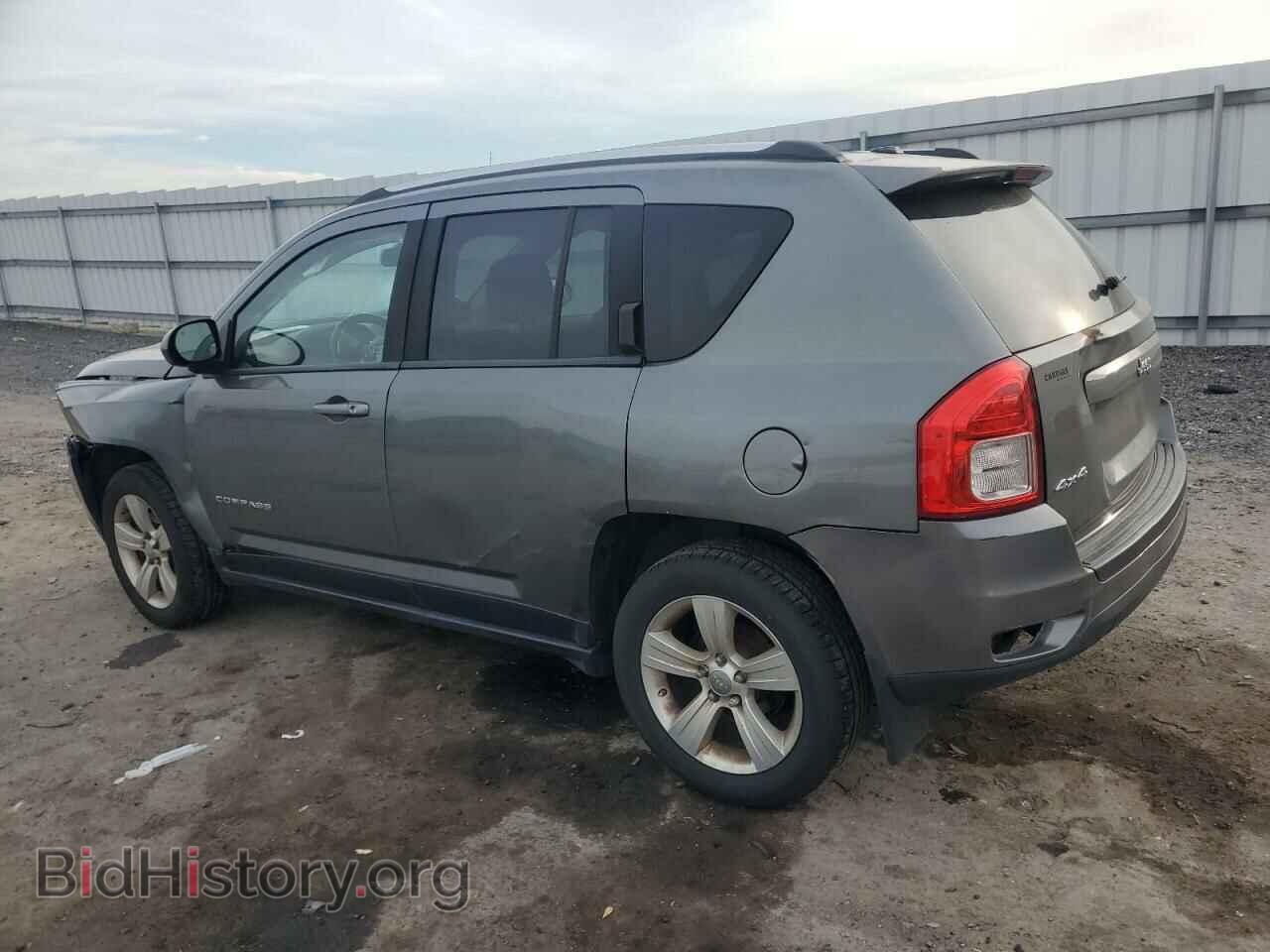 2012 JEEP COMPASS - VIN: 1C4NJDEB1CD555881 - Photo 2