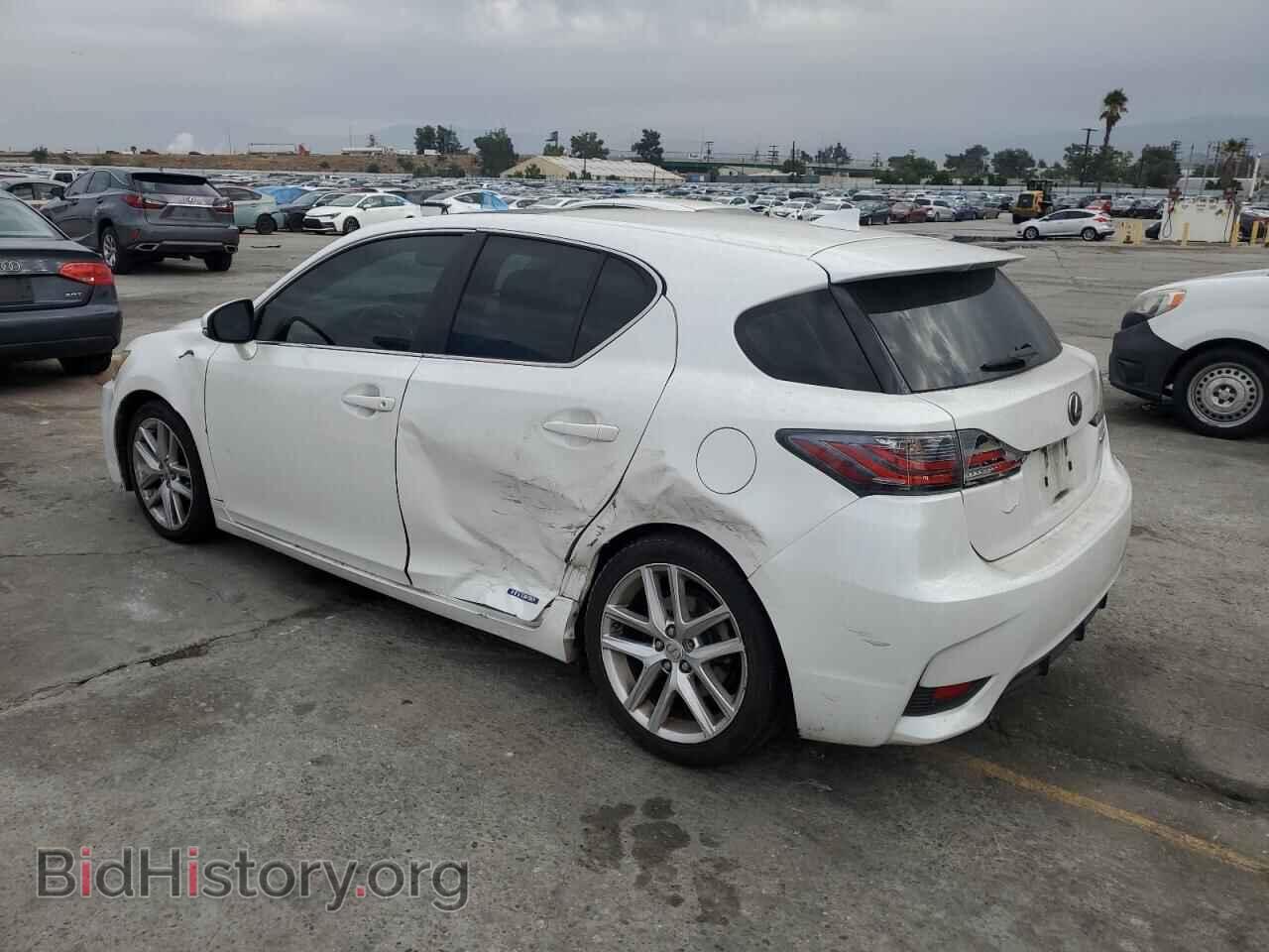 2014 LEXUS CT 200 - VIN: JTHKD5BH9E2200284 - Фото 2
