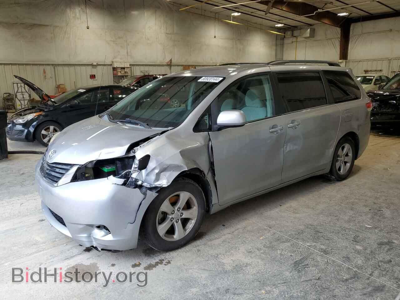 Photo 5TDKK3DC6BS020469 - TOYOTA All Models 2011