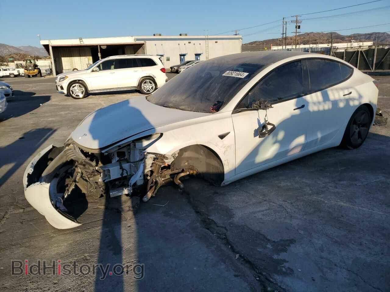 Фотография 5YJ3E1EB7NF166877 - TESLA MODEL 3 2022