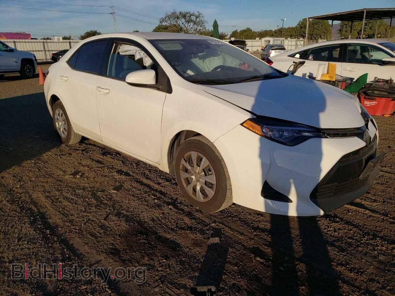 2017 TOYOTA COROLLA - VIN: 5YFBURHE5HP674714 - Фото 4