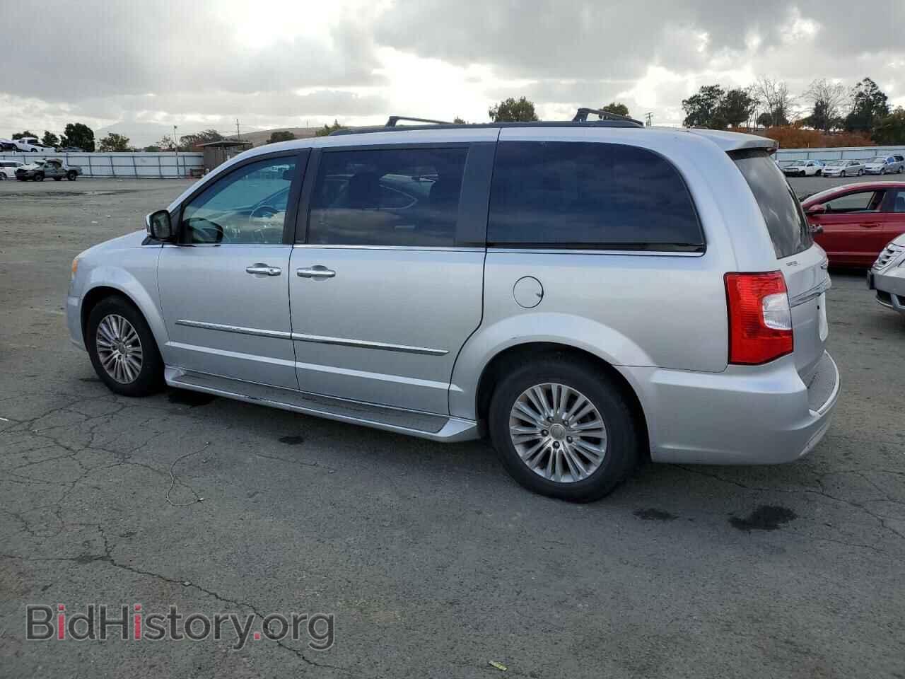 2011 CHRYSLER MINIVAN - VIN: 2A4RR8DG7BR784179 - Фото 2