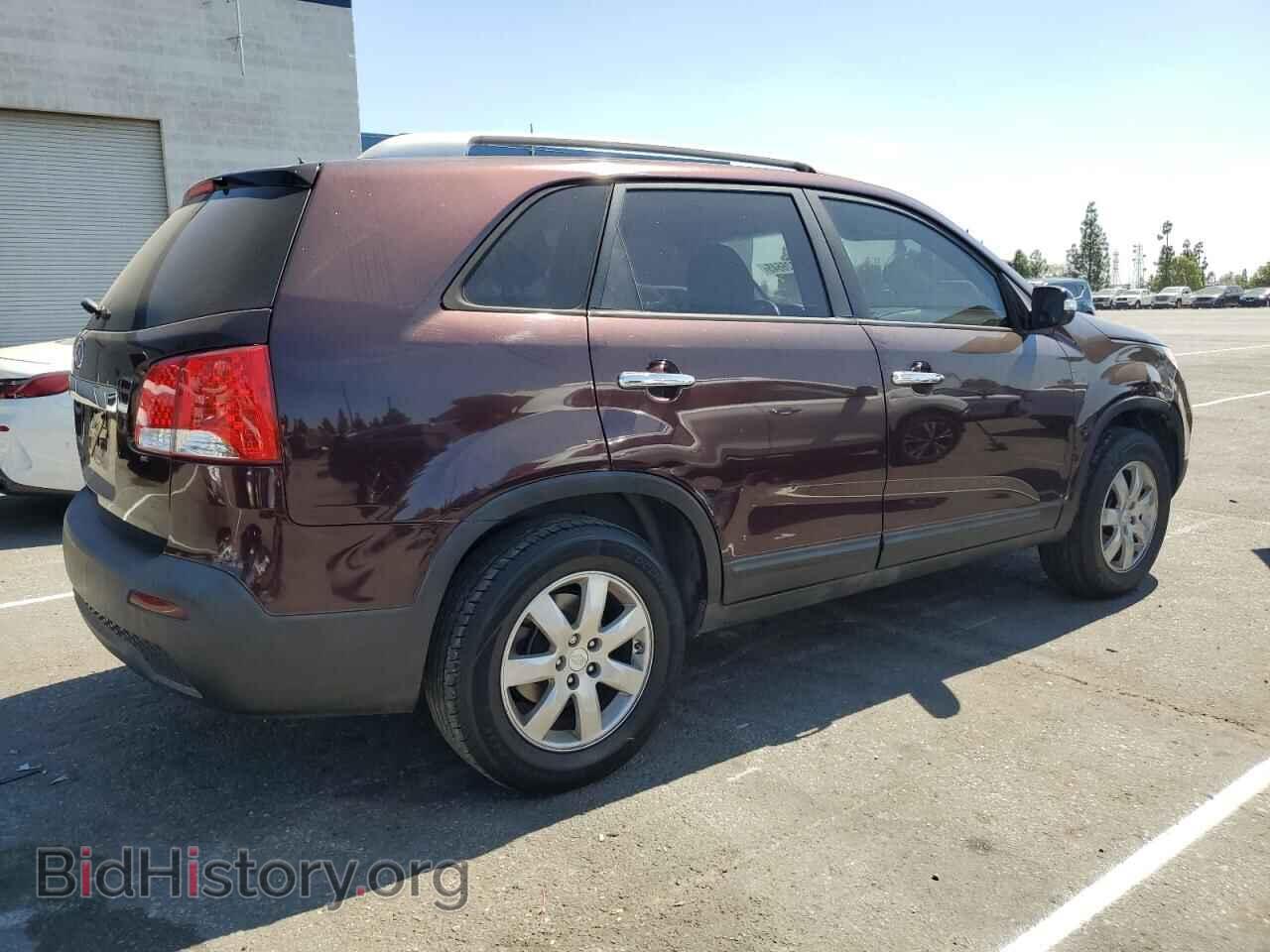 2011 KIA SORENTO - VIN: 5XYKT3A15BG128076 - Фото 3