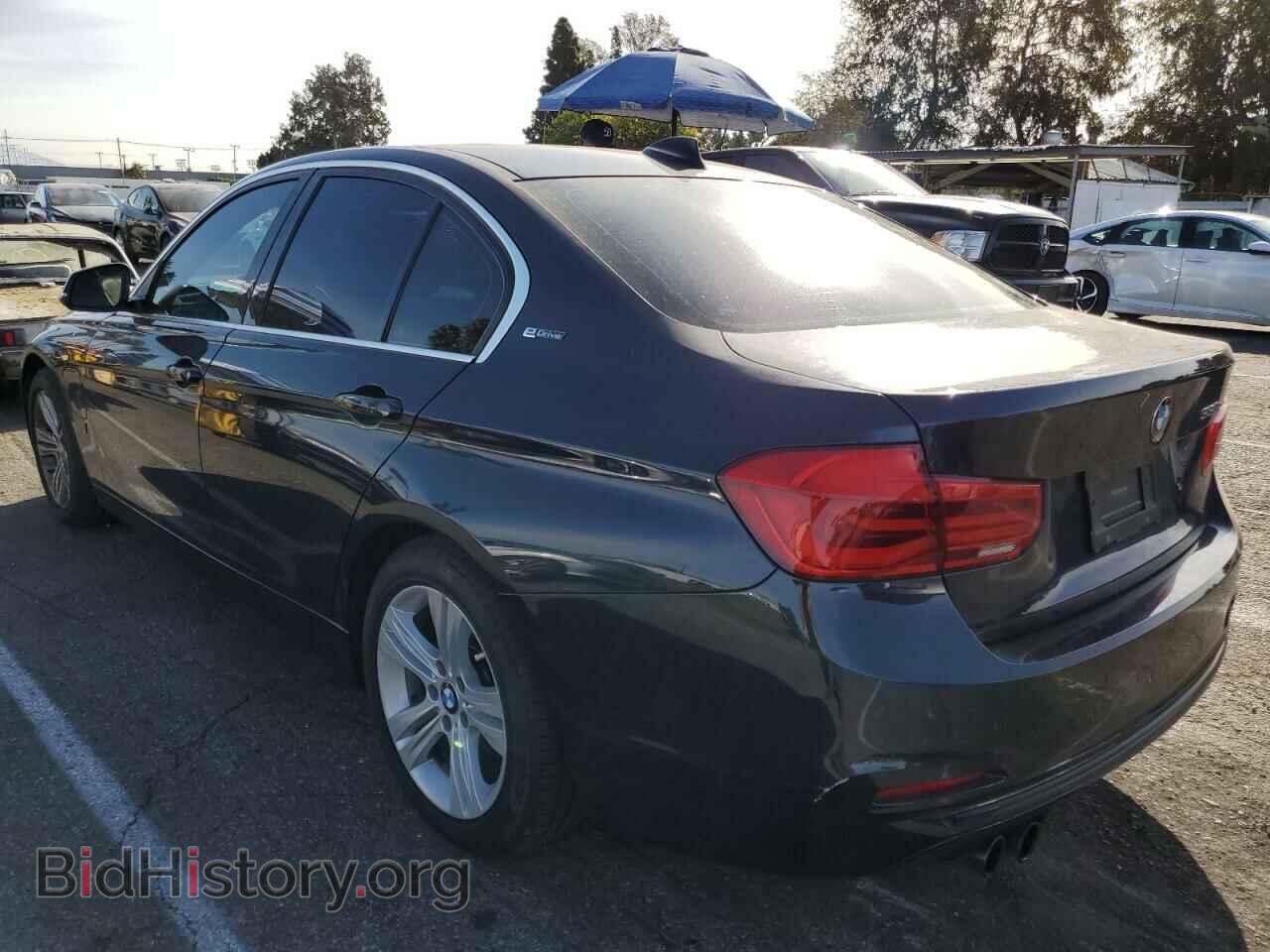 2017 BMW 3 SERIES - VIN: WBA8E1C33HA158819 - Фото 2