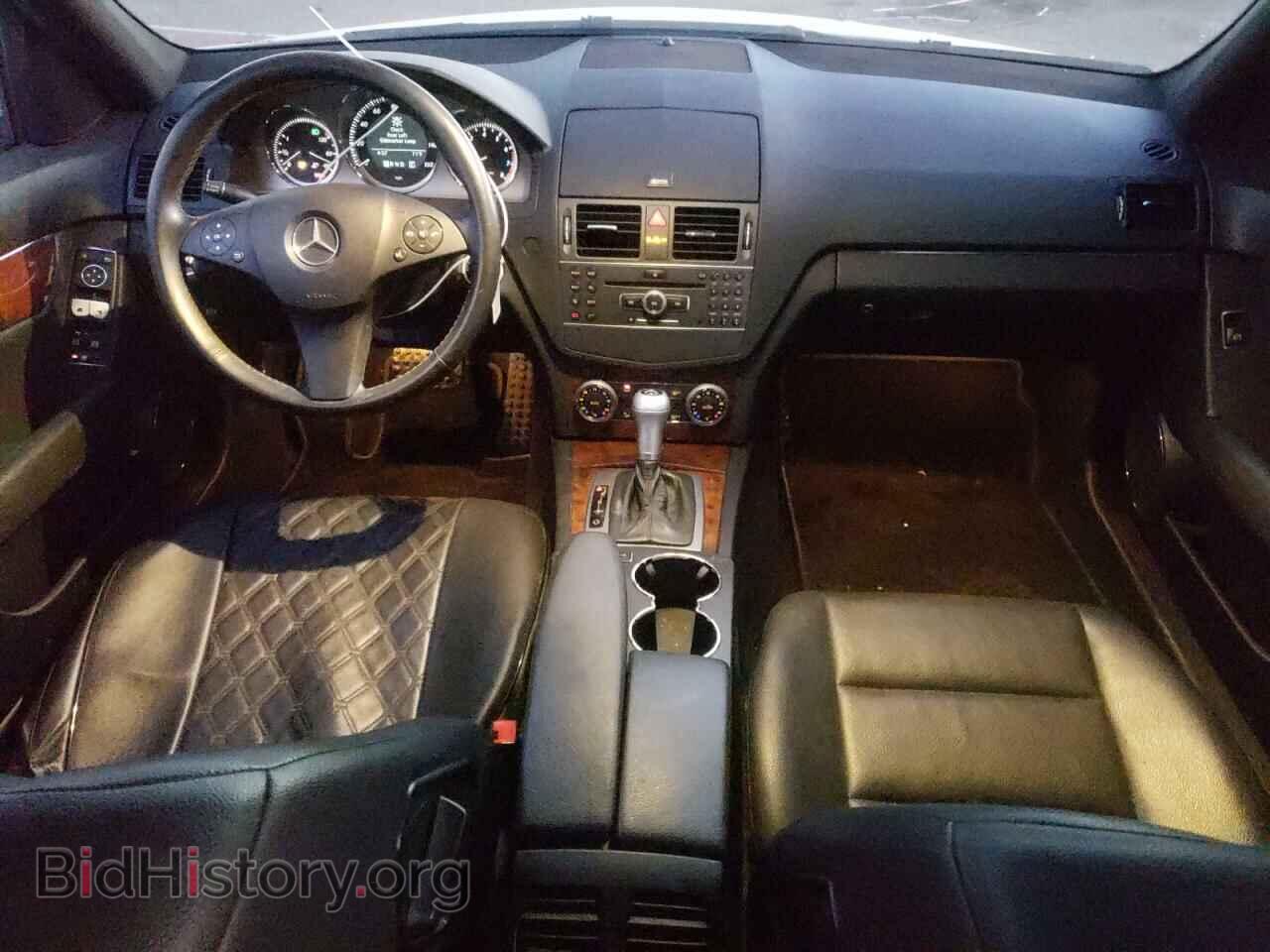 2011 MERCEDES-BENZ C-CLASS - VIN: WDDGF5EB6BR183204 - Фото 8
