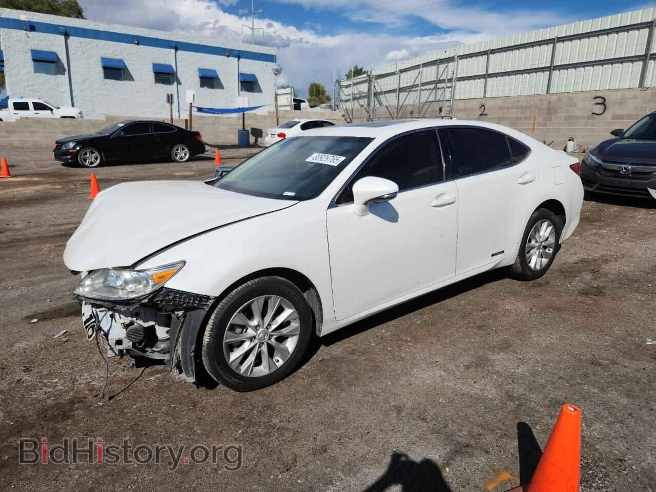 Photo JTHBW1GG4E2073933 - LEXUS ES300 2014