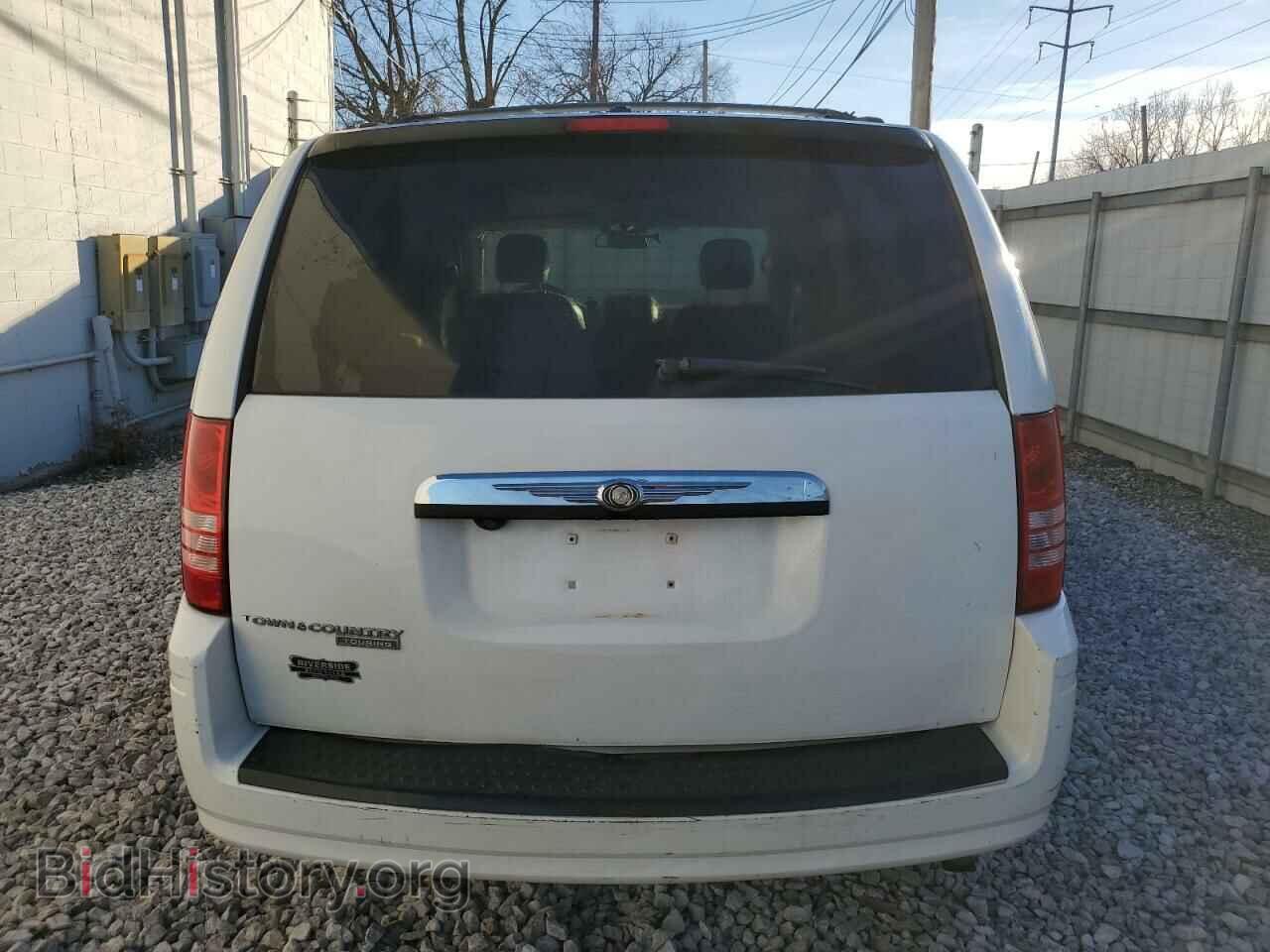 2008 CHRYSLER MINIVAN - VIN: 2A8HR54P38R134945 - Фото 6