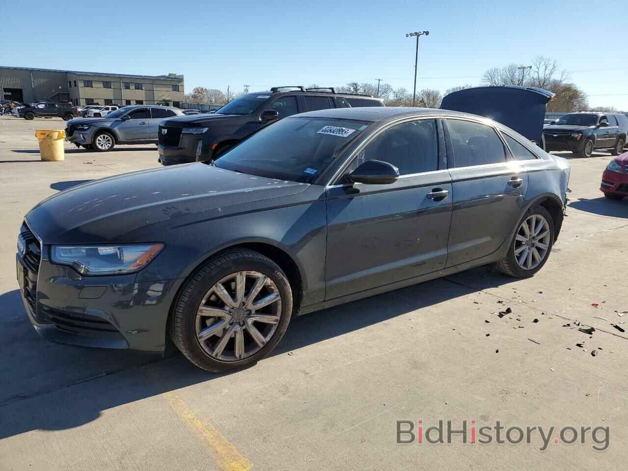 Photo WAUGFAFC0DN084640 - AUDI A6 2013