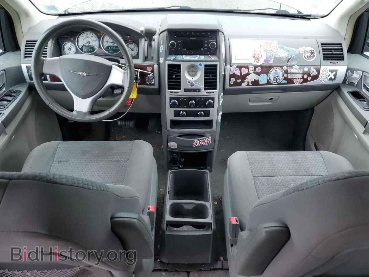 2010 CHRYSLER MINIVAN - VIN: 2A4RR5D14AR467825 - Фото 8