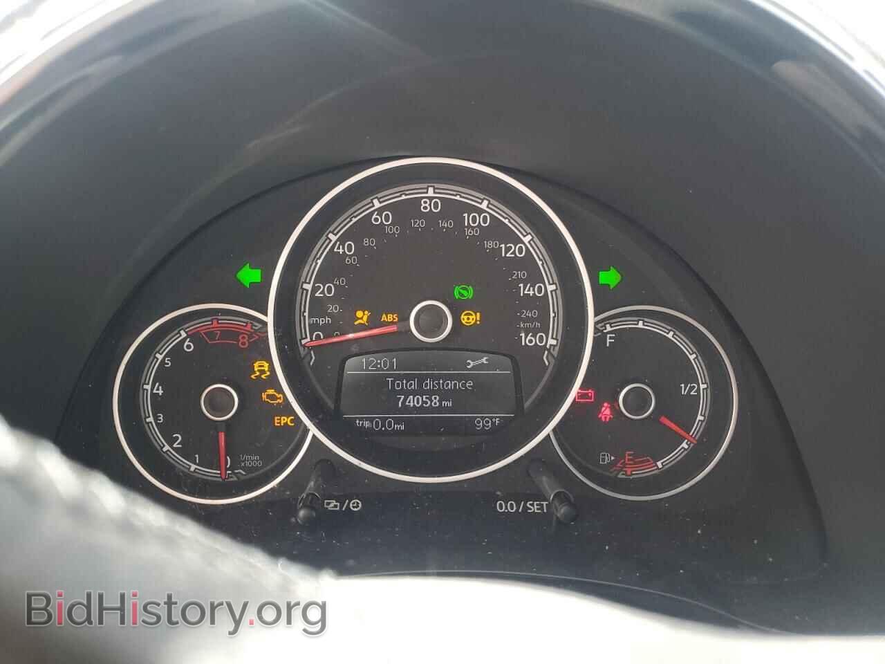 2018 VOLKSWAGEN BEETLE - VIN: 3VWFD7AT8JM714020 - Фото 9