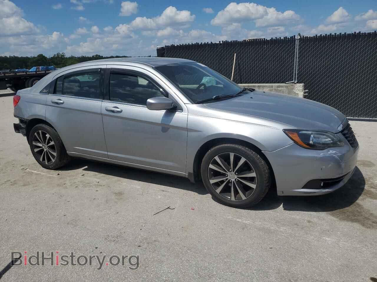 2013 CHRYSLER 200 - VIN: 1C3CCBBG1DN717904 - Фото 4