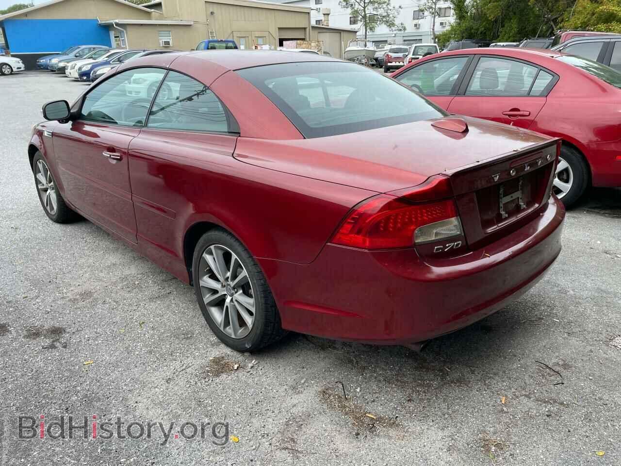 2011 VOLVO C70 - VIN: YV1672MC4BJ119408 - Фото 3