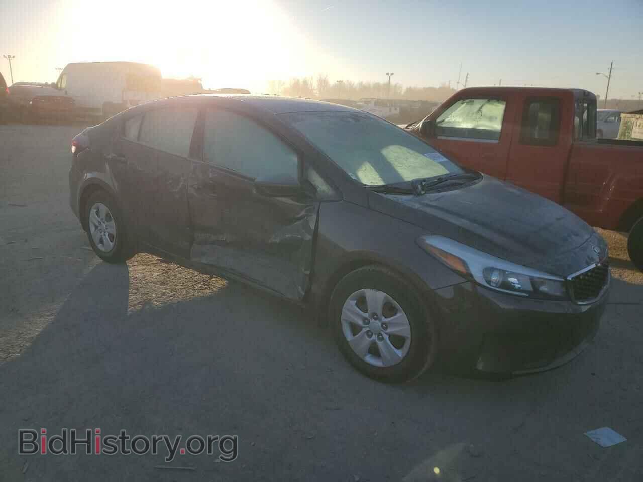 2017 KIA FORTE - VIN: 3KPFL4A7XHE011403 - Фото 4